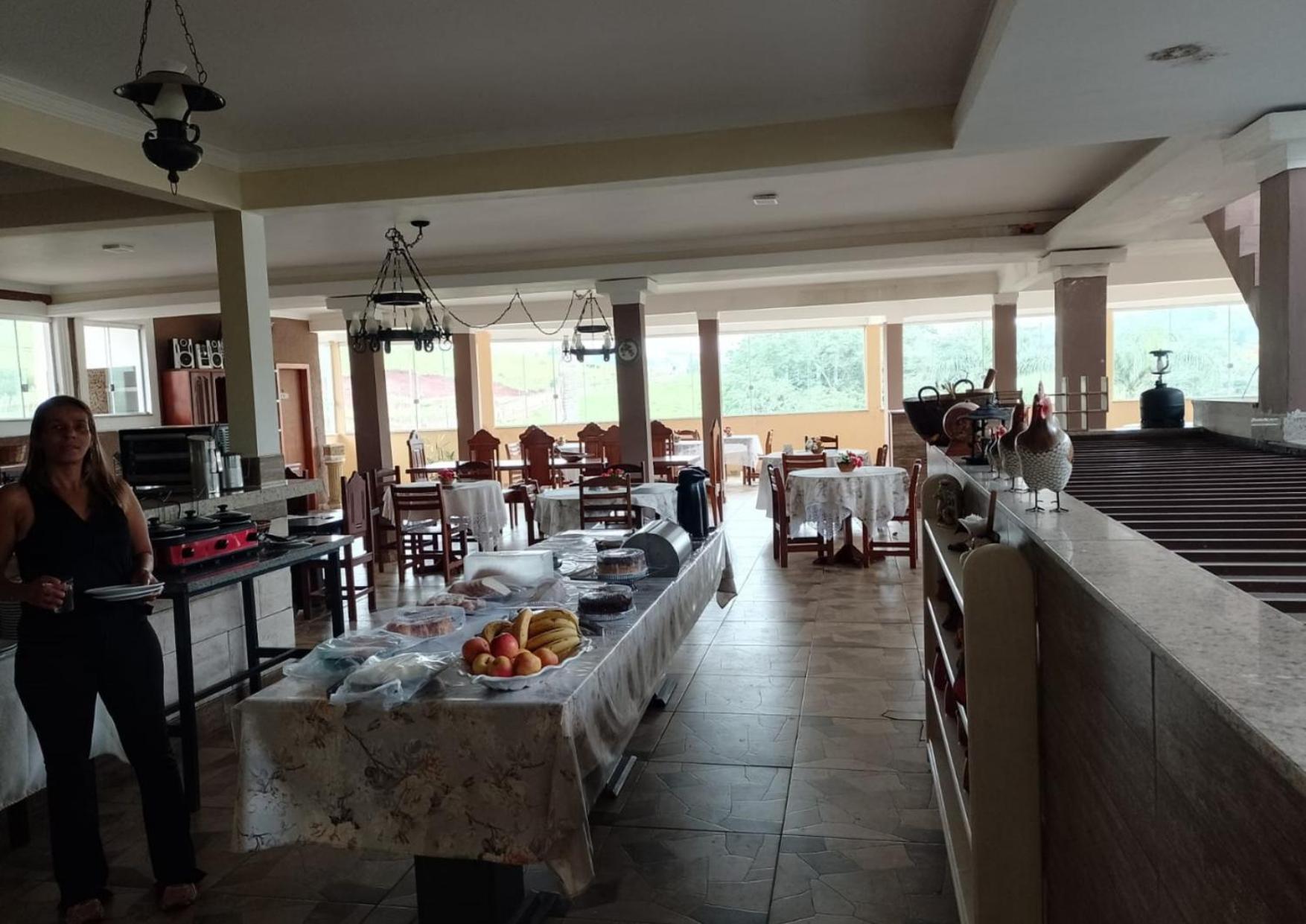 Hotel Avenida Pardinho Buitenkant foto