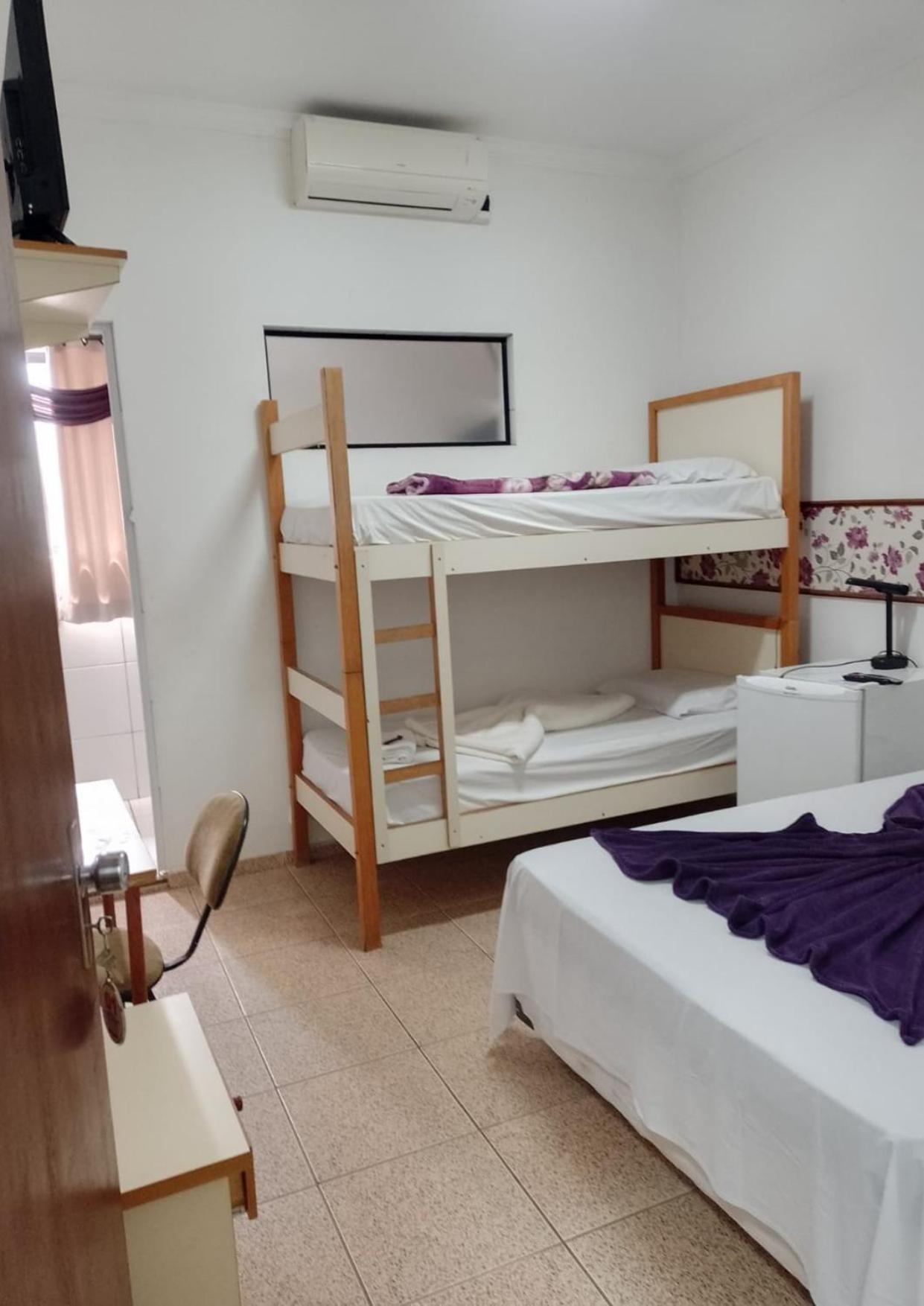 Hotel Avenida Pardinho Buitenkant foto