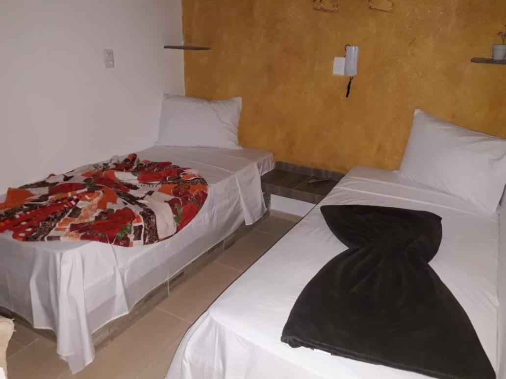 Hotel Avenida Pardinho Buitenkant foto